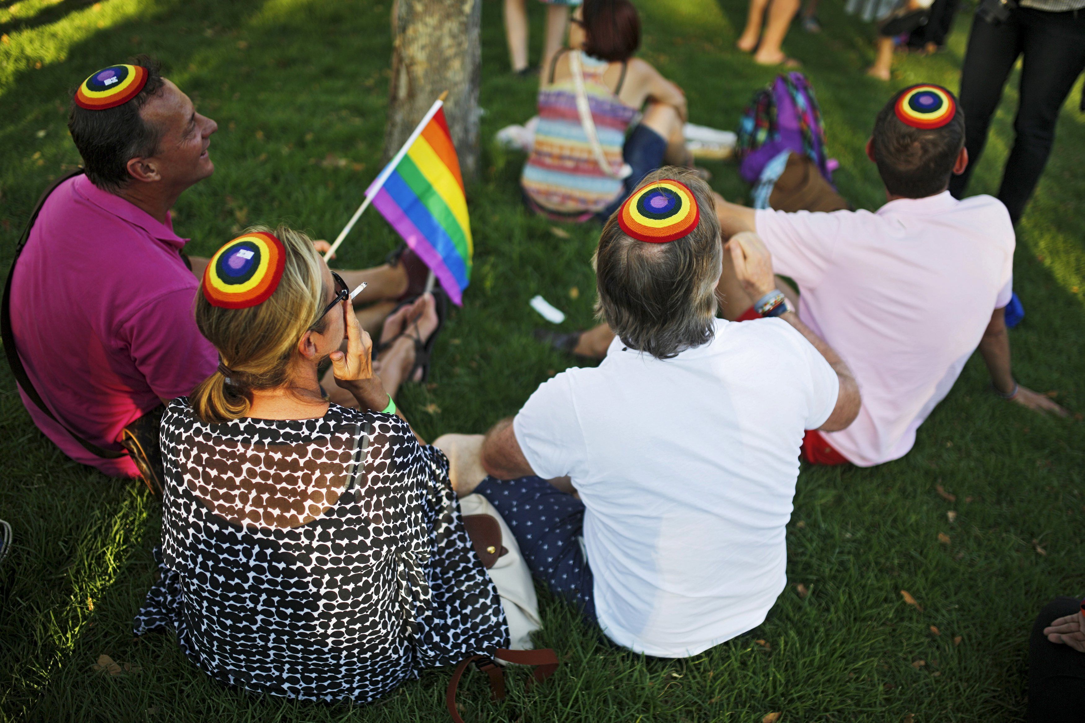 Group Of Israeli Orthodox Rabbis Move Towards LGBT Acceptance - I24NEWS