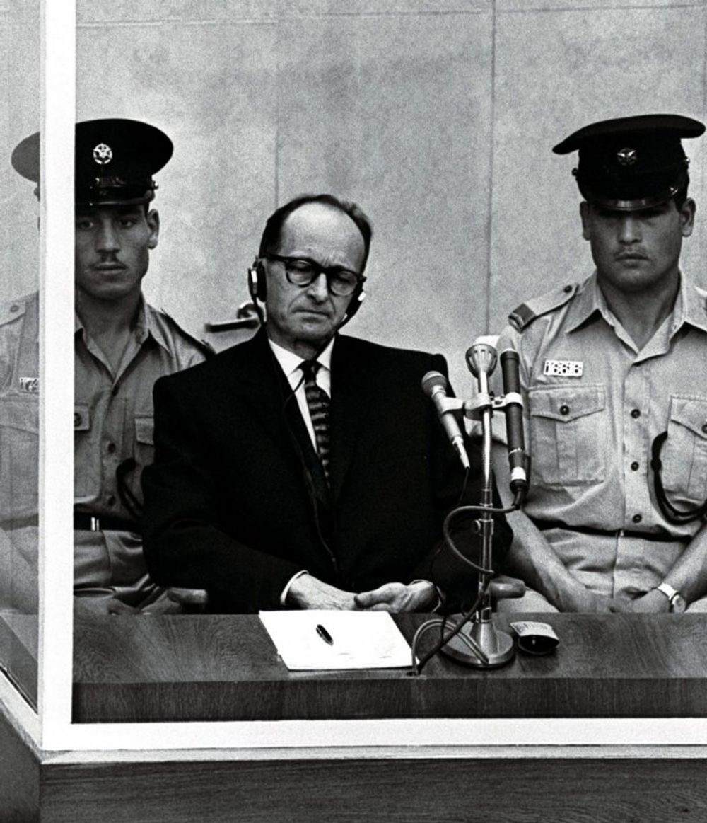 Le criminel de guerre nazi Adolf Eichman lors de son procès à Jérusalem en 1961