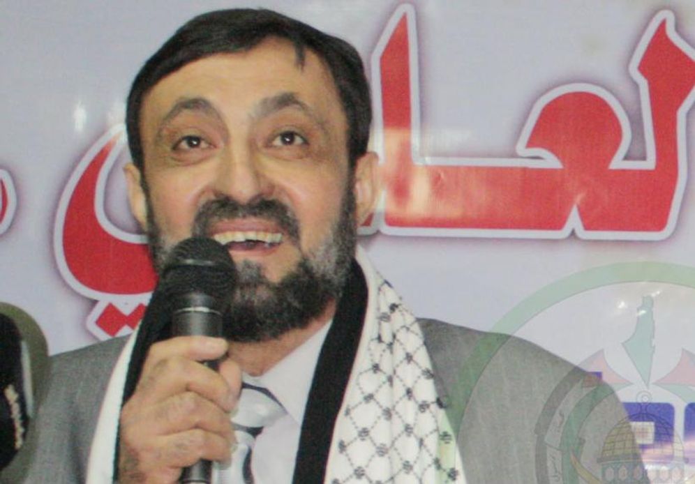 صورة من الارشيف القيادي في حركة حماس عماد العلمي