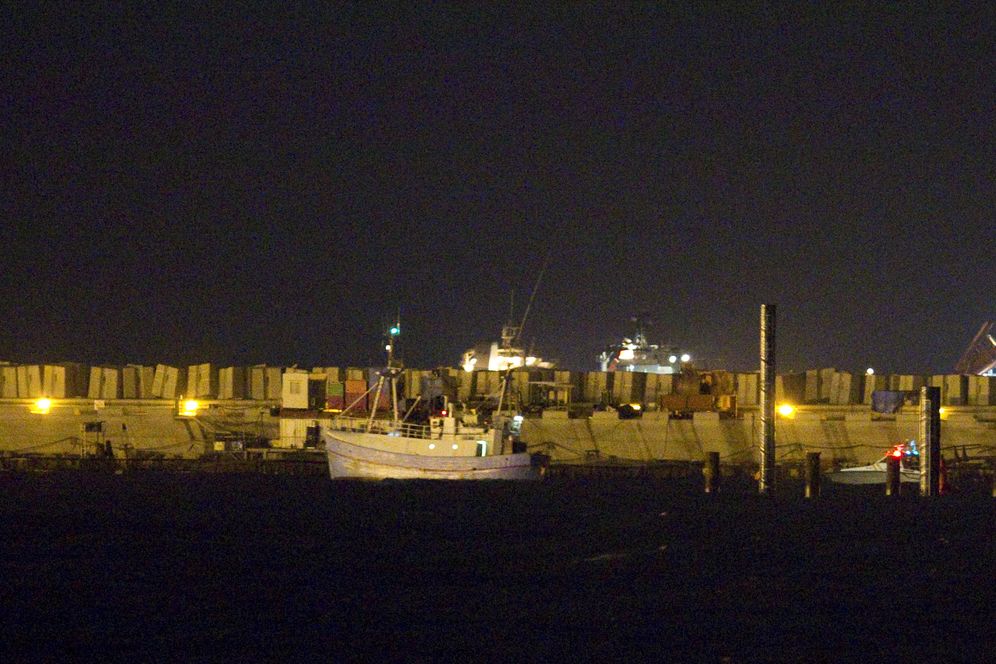 زورق الصيد السويدي ماريان أف غوثيبيرغ يرسو في ميناء اسدود بعد اعتراض أسطول الحرية 3