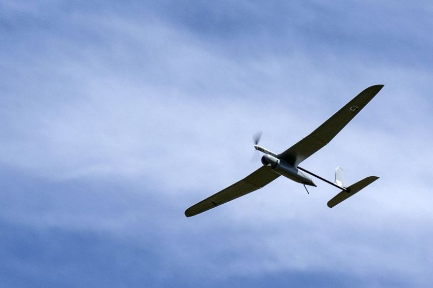 Illustration - Un drone de l'armée israélienne survolant près de la frontière libanaise.