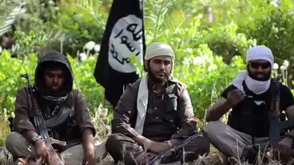 Youtube screenshot ISIL fighters in a recruitment video