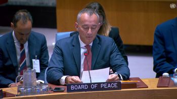 Nickolay Mladenov speaking at the UN Security Council