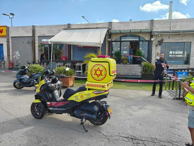 פצוע קשה מירי בתחנת דלק סמוך לקיסריה