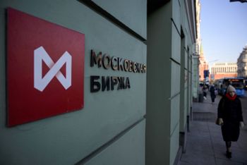 La Bourse de Moscou au centre-ville le 28 février 2022