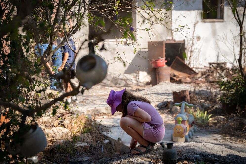 Photo by Chen Leopold/FLASH90 Israeli families from kibbutz Nir Oz who's houses were burned in the October 7 massacre, visit their old homes before they're destroyed in order to be rebuilt. August 30, 2026.