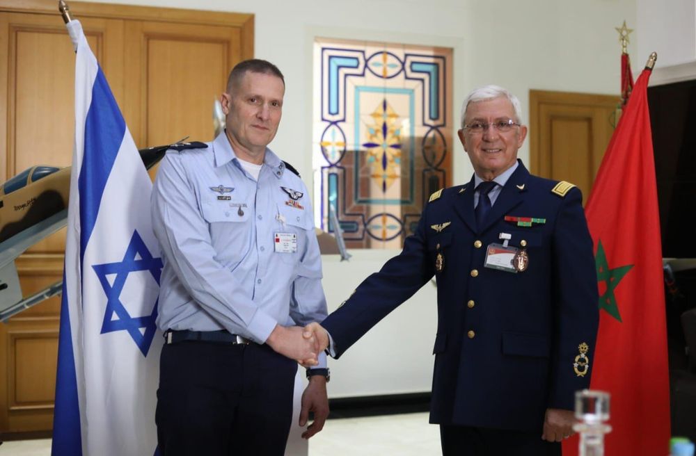 Le général Tomer Bar et le général El Abd Bohamid