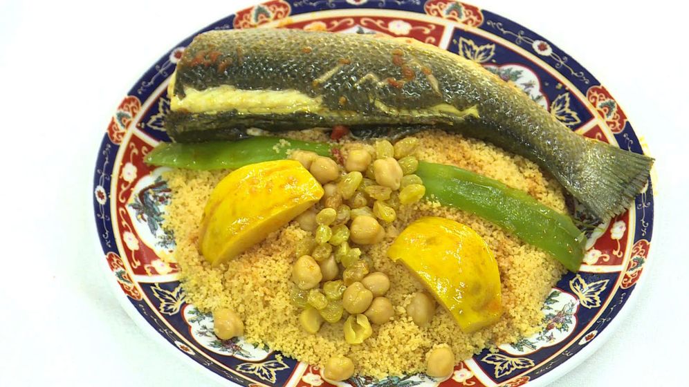 أكلة الكسكسي المغاربية