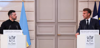 Volodymyr Zelensky et Emmanuel Macron s’expriment lors d’une conférence de presse à l’issue du sommet de la coalition des volontaires, à l’Élysée, à Paris, le 4 septembre 2025.
