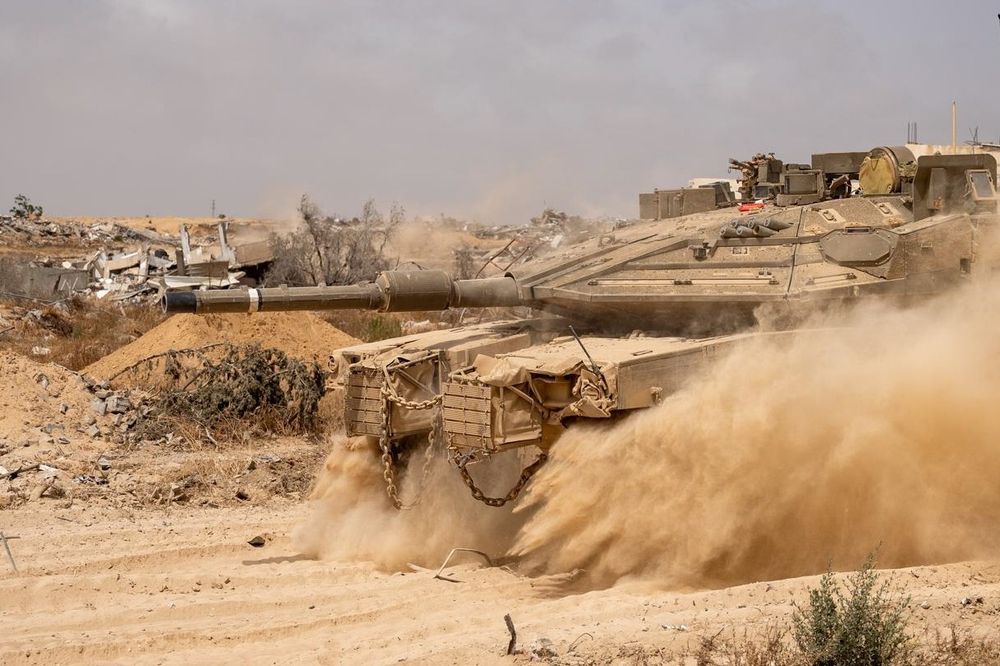 IDF tank seen in Gaza