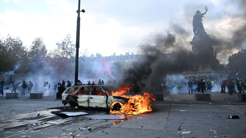 AP Photo/Emma Da Silva המהומות בצרפת, הלילה