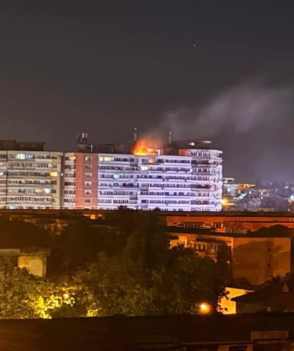Social Media / screenshot 27a Russian dron hits high-rise in Romania's Galați, injuring two residents