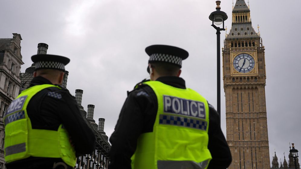 שוטרים בלונדון, ארכיון