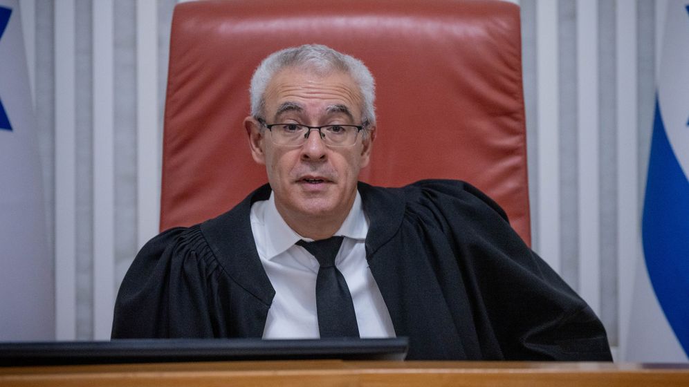 חיים גולדברג/פלאש 90 עופר גרוסקופף, שופט בבית המשפט העליון, ארכיון