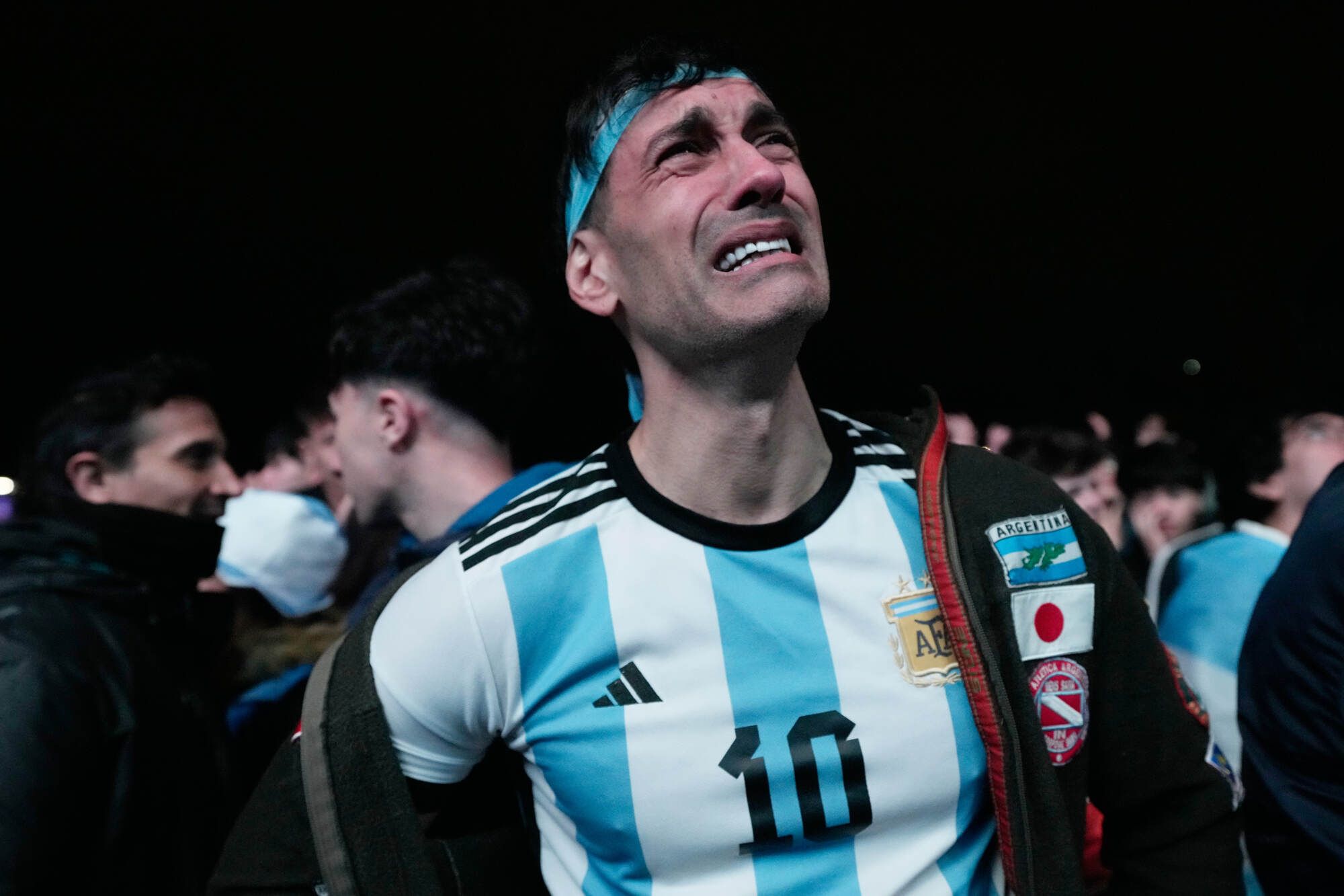 صدمة في الأرجنتين.. وفاة مشجعين بأزمة قلبية أثناء متابعة نهائي كأس العالم 2026