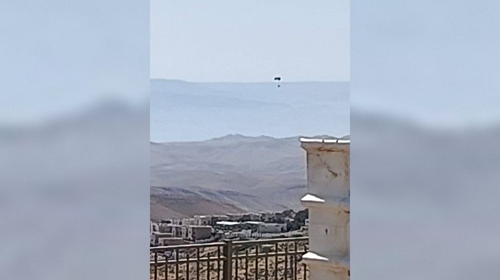 جندي يطلق النار على طائرة شراعية قرب بيت لخم - لأنها انتهكت المجال الجوي