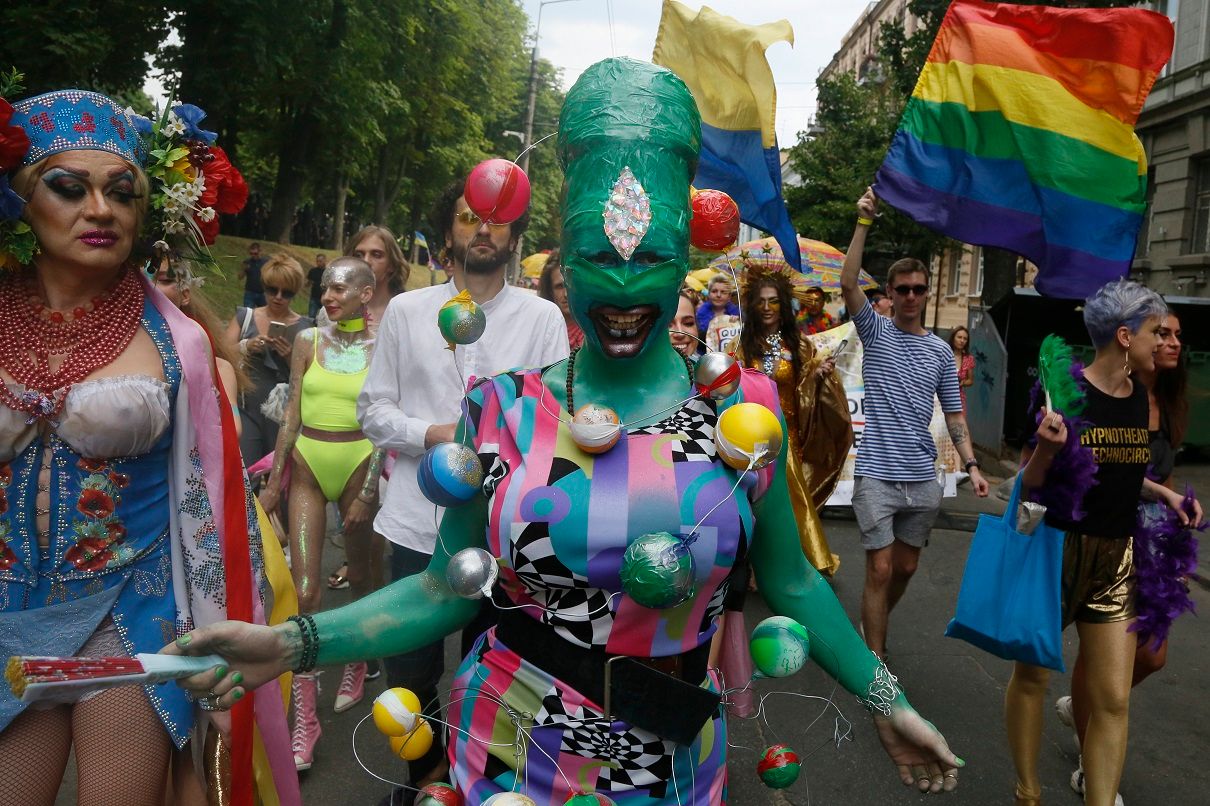 When is the gay pride parade in indianapolis docdase