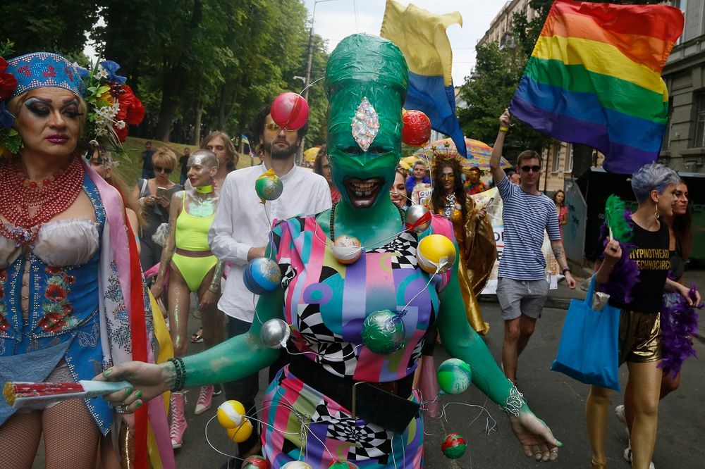 Ukraine Holds Largest Ever Gay Pride Parade I24news 