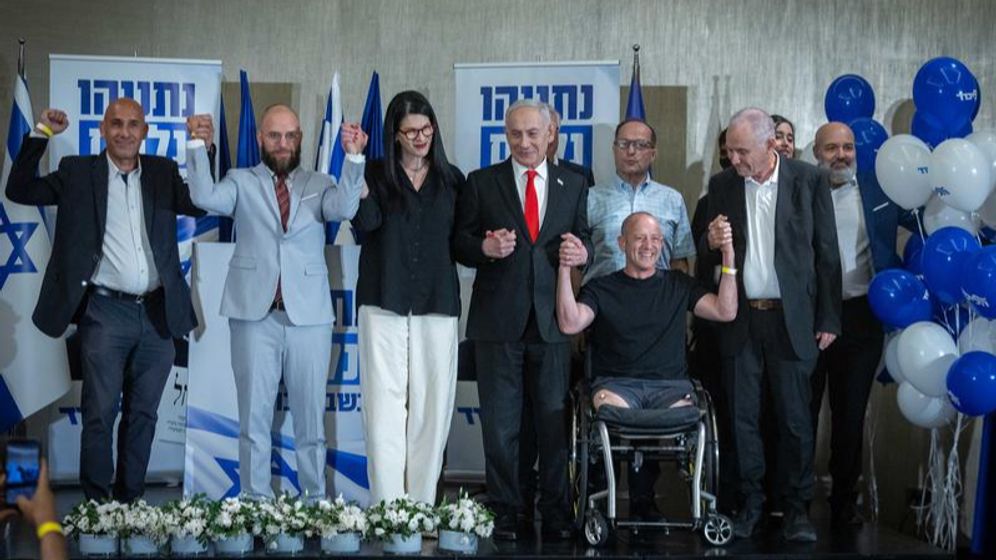 Le Premier ministre israélien Benjamin Netanyahou présente les nouveaux membres qui rejoignent la liste électorale du Likoud en vue des prochaines élections législatives, à Jérusalem, le 8 septembre 2026