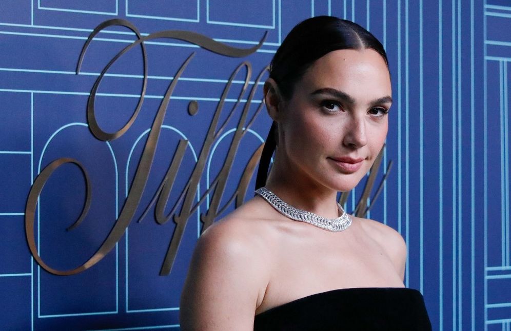 KENA BETANCUR / AFP Israeli actress Gal Gadot attends Tiffany & Co reopening of NYC Flagship store, The Landmark in New York City, U.S.