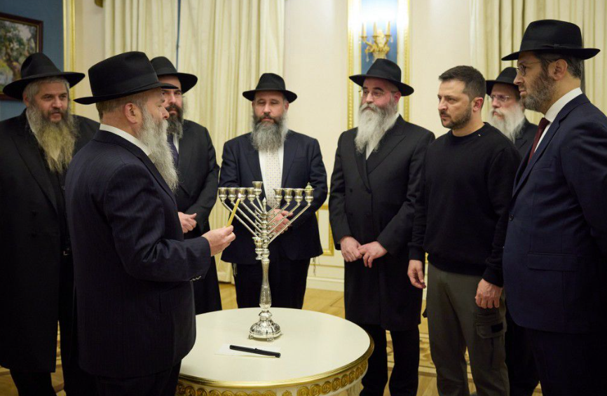 President Zelensky Lights Candles On The First Night Of Hanukkah In Ukraine - Vimarsana News
