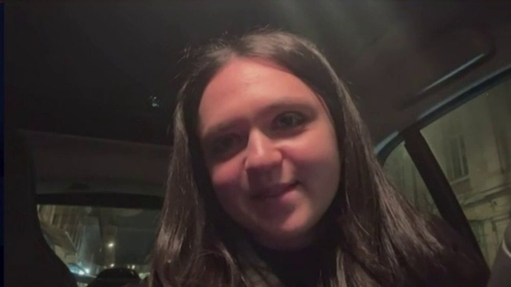 Nina Azoulai, humoriste