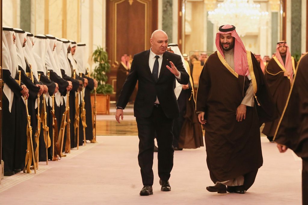 Saudi Arabia lifts five-year ban on Lebanese imports in sign of support for Beirut government