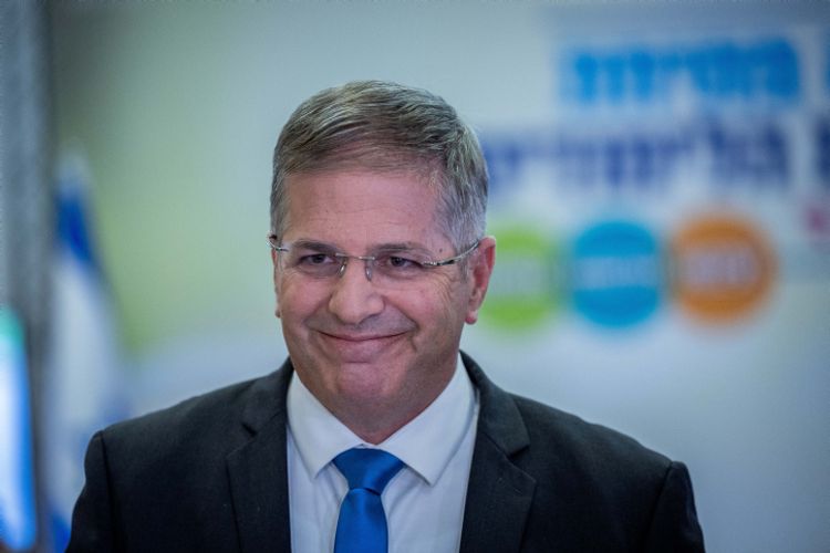 Le ministre israélien de l'Éducation Yoav Kish, au ministère de l'Éducation, à Jérusalem, le 31 août 2023