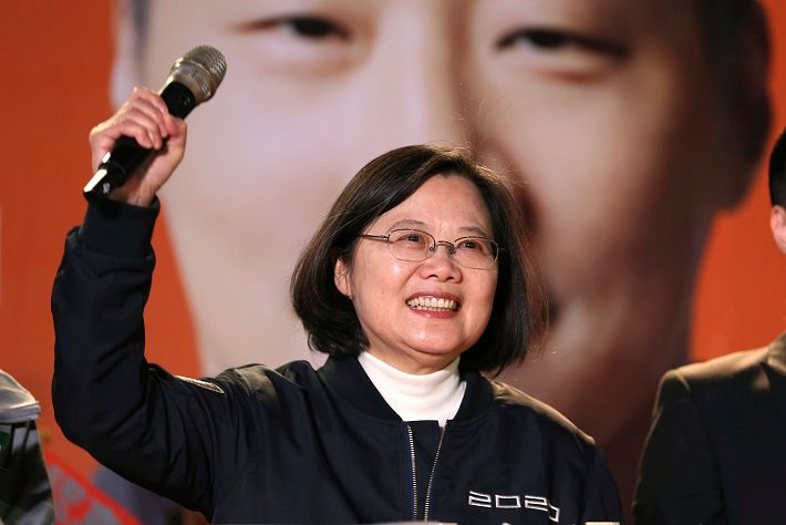 Tsai Ing-wen becomes Taiwans first female president