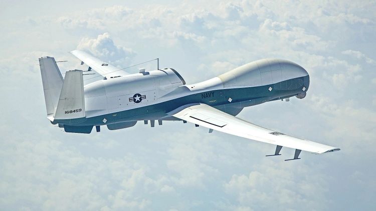 طائرة مسيّرة متطورة من طراز MQ-4C Triton