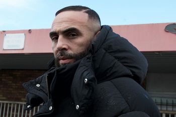 Le rappeur français Medine Zaouiche aka Medine