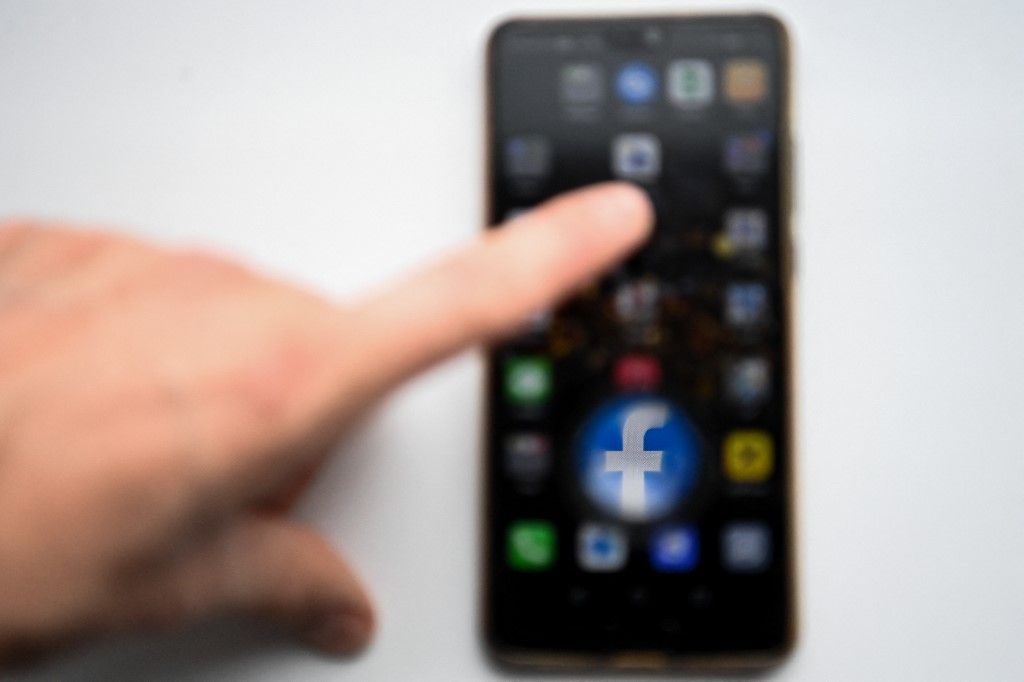 Le Parlement européen impose le chargeur unique pour les smartphones