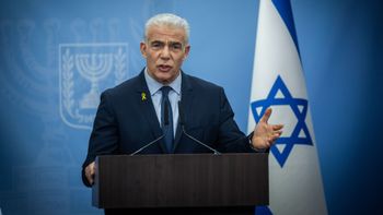 رئيس المعارضة يائير لابيد