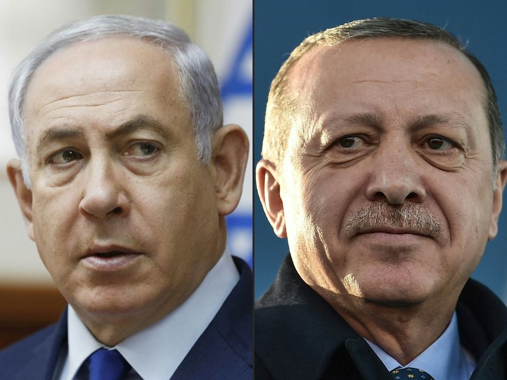 Israel's Prime Minister Benjamin Netanyahu (L) and Turkish President Recep Tayyip Erdogan.