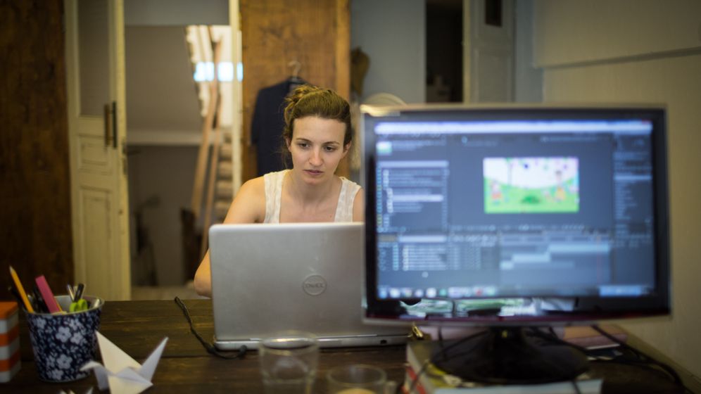 Illustration - Une employée de la High-Tech