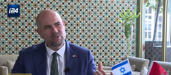 Amir Ohana, le président de la Knesset, au micro d'i24NEWS