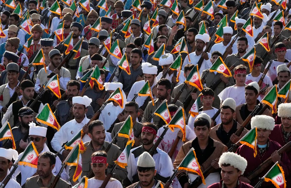 מצעד צבאי באיראן, ארכיון