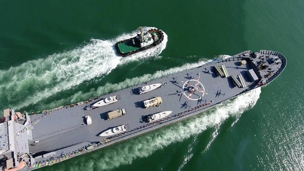 L Iran Devoile Un Nouveau Navire De Guerre Militaire I24news