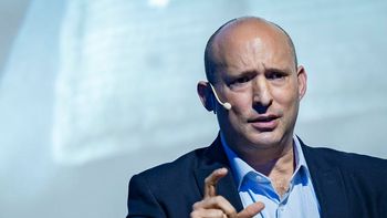 נפתלי בנט, נובמבר 2025