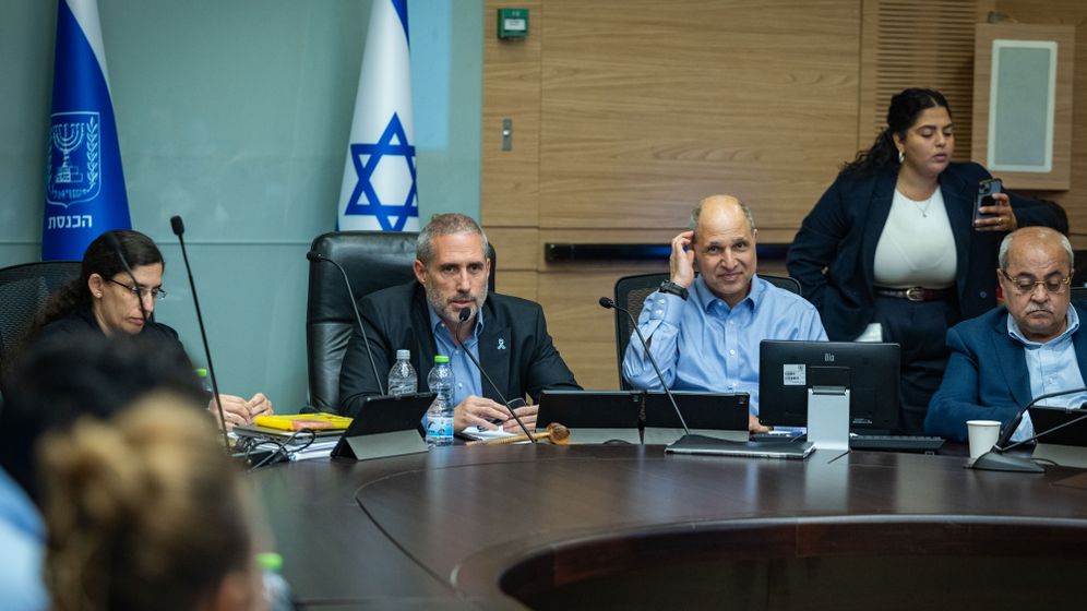 ועדת הכספים של הכנסת בראשות ח״כ חנוך מילבציקי