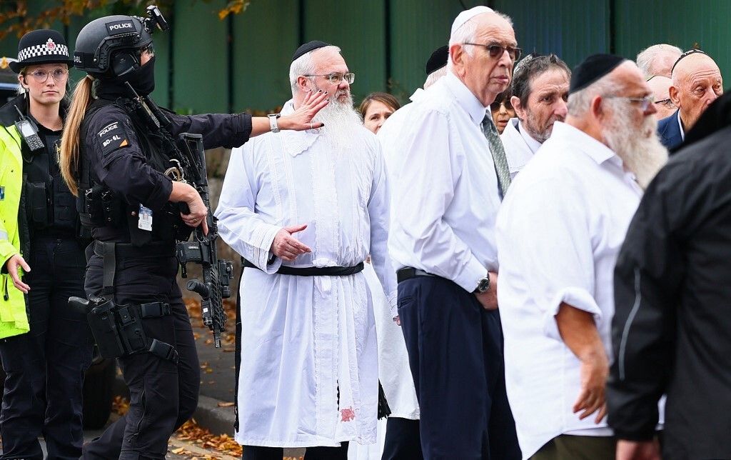 Le rabbin Daniel Walker, héros de l'attentat de Manchester, salué par Isaac Herzog