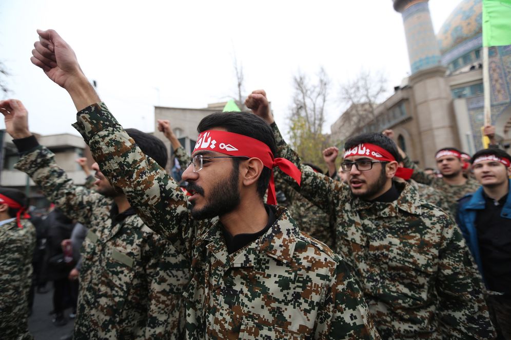 Iranian Revolutionary Guards take part in an anti-US rally to protest the killing of Iranian commander Qasem Soleimani and Iraqi paramilitary chief Abu Mahdi al-Muhandis, in the capital Tehran, on January 4, 2020.