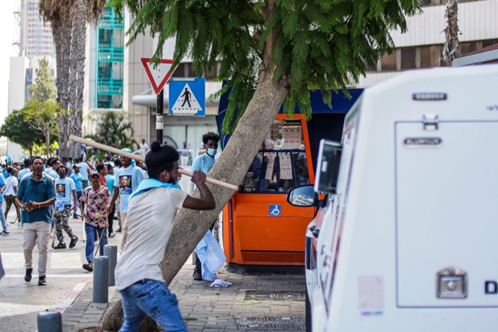 Violent Clashes Between Eritrean Asylum Seekers In Tel Aviv End With 39 ...