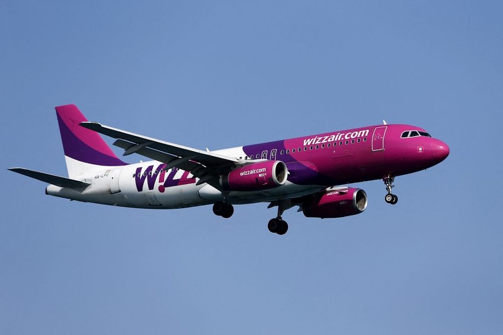Un Airbus A320-232 de la compagnie aérienne low-cost d'Europe de l'Est Wizzair