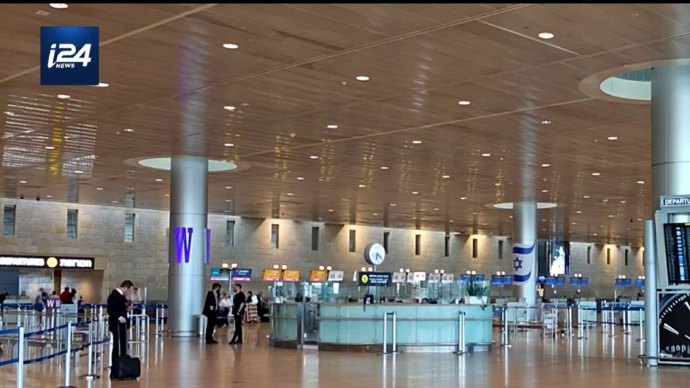 قاعة مطار بن غوريون وهي شبه فارغة 7/5/25
