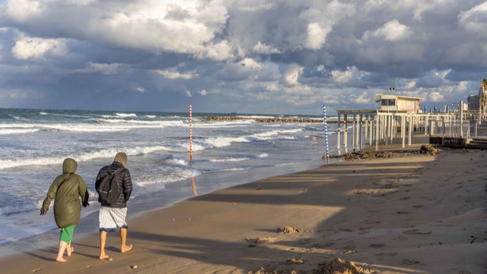 חוף דדו בחיפה, חורף, ארכיון
