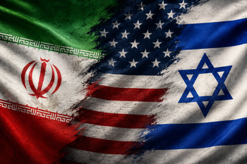 Drapeaux d'Israël, des États-Unis et de l'Iran