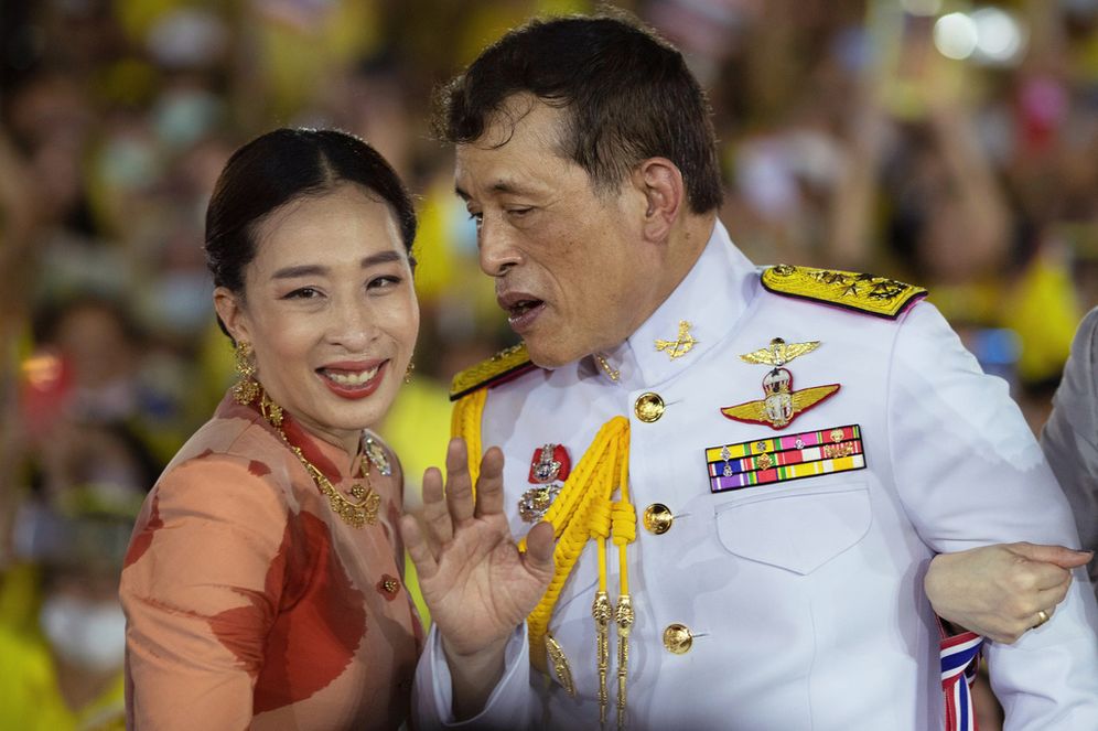 FILE - Thai King Maha Vajiralongkorn gestures as he speaks with Princess Bajrakitiyabha Mahidol while meeting supporters in Bangkok, Thailand, Nov. 1, 2020. 