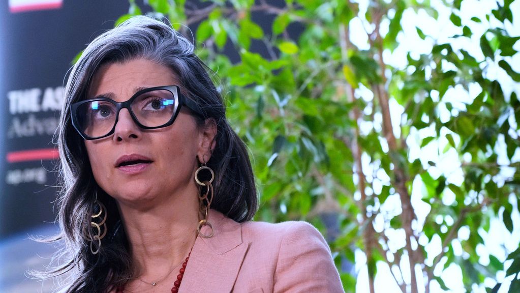 "L&rsquo;humanit&eacute; a un ennemi commun : Isra&euml;l", affirme Francesca Albanese