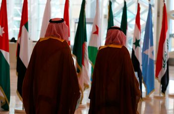 حضر الوزراء والمندوبون اجتماعاً تحضيرياً قبل انطلاق القمة العربية في الجزائر العاصمة، يوم الاثنين 31 أكتوبر/تشرين الأول 2022.